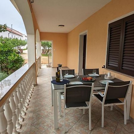 Apartmani Lavanda Vrsi Buitenkant foto