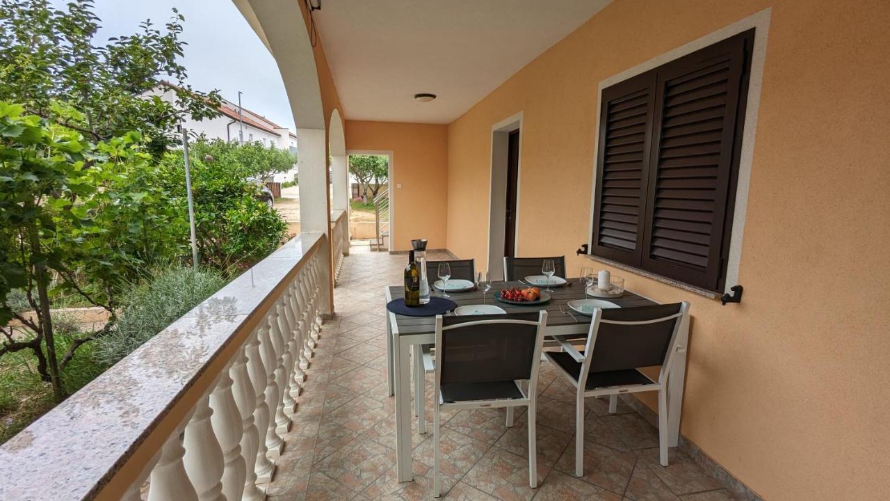 Apartmani Lavanda Vrsi Buitenkant foto