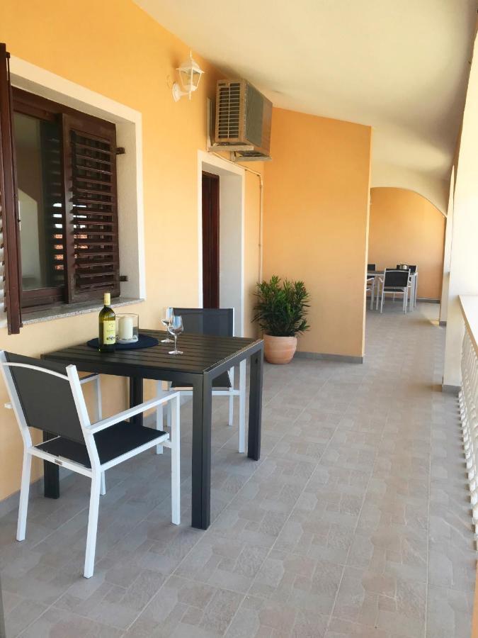 Apartmani Lavanda Vrsi Buitenkant foto
