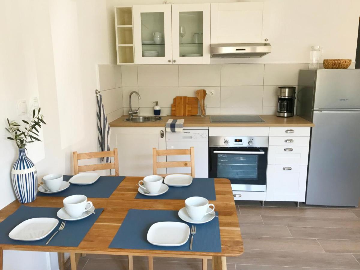 Apartmani Lavanda Vrsi Buitenkant foto